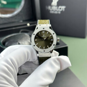 Hublot Classic Fusion Titanium Green Dial Replica Women's Watch 33mm (8)