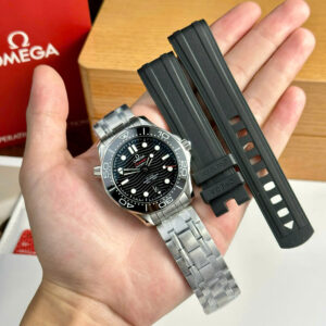 Omega Seamaster Diver 300M Black Dial Replica Watch VS Factory 42mm (8)