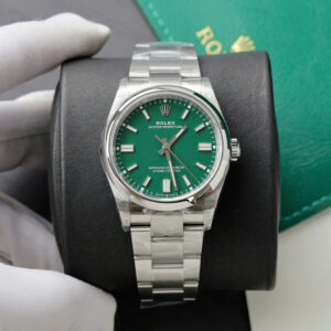 Rolex Oyster Perpetual 126000-0005 Green Dial Replica Watch VS Factory 36mm (1)